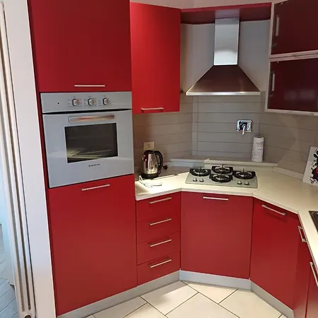 La Casa Di Barbara דירה פופי